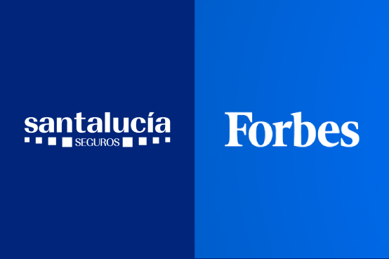 Imagen corporativa con los logotipos de SANTALUCÍA y Forbes vinculada al reconocimiento como mejor aseguradora de hogar en España en 2026.